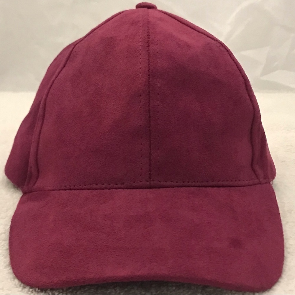 Rampage Adjustable Velvet Maroon Cap